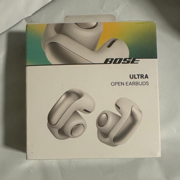 Bose Ultra Open Earbuds in White Smoke - Picture 1 of 1